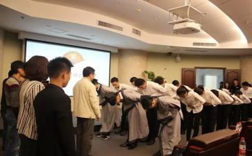 莫泊桑拜师读后感6篇