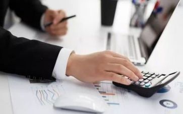财务室个人工作总结最新6篇