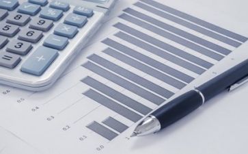 财务科上半年工作总结下半年工作计划7篇