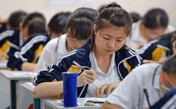 初中我的老师作文600字作文最新6篇