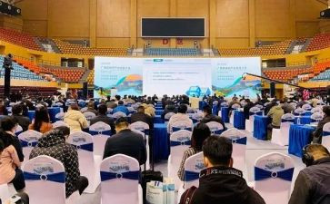 年终总结大会讲话稿6篇