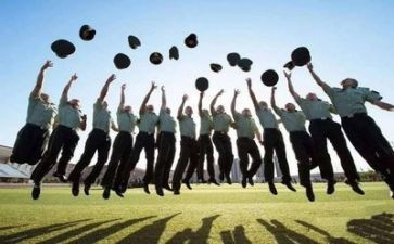 大学军训心得体会600字作文8篇