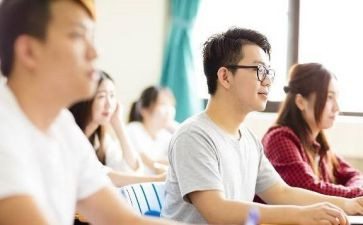 精选大学班长演讲稿6篇