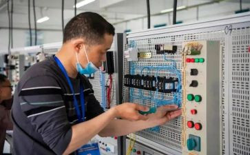 公司电工2023工作总结6篇