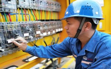 电工技师的工作总结8篇