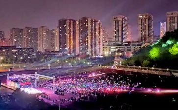 多彩的民族大班教案6篇