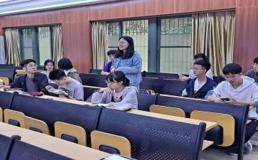 副班主任论坛心得体会5篇