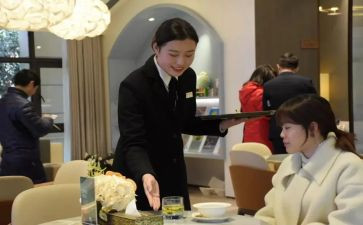 年终服务总结个人总结6篇