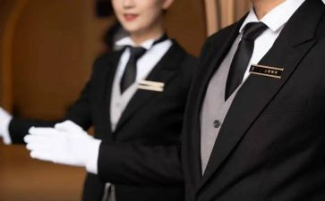服务员合同模板7篇