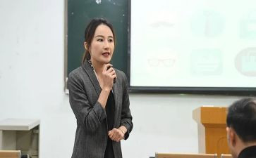 小讲师演讲稿7篇