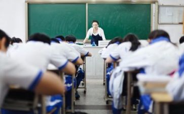 教师个人优秀事迹参考7篇