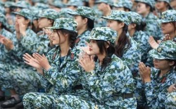 写军训演讲稿7篇