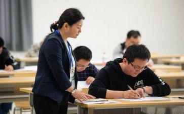 关与考试的演讲稿8篇