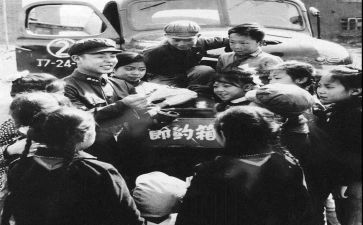 雷锋月活动报告总结6篇