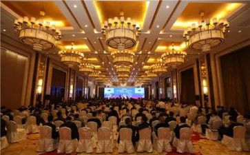 企业年会领导讲话稿6篇