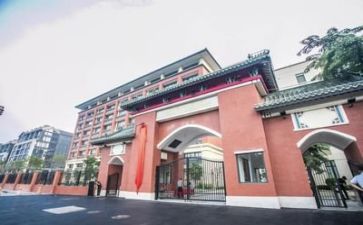 写关于校园的作文400字6篇