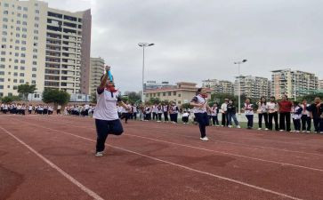 校运动会作文600字作文推荐8篇