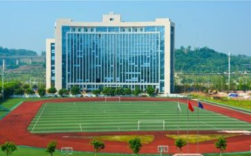 关于学校的工作总结优质7篇