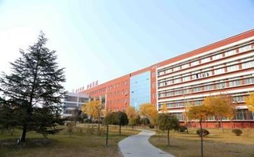 去学校演讲稿参考8篇