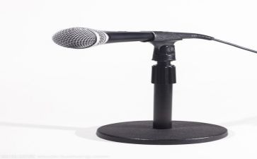 鲁藜的故事演讲稿通用8篇